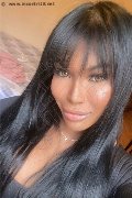 Parma Trans Mandy Asiatica 327 05 31 479 foto selfie 2